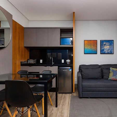 Aion Suites 303 - Lindo Apartamento Com Vista Para O Mar, A 60M Da Praia De Bombinhas, Com Piscina E Academia No Rooftop. Eksteriør bilde