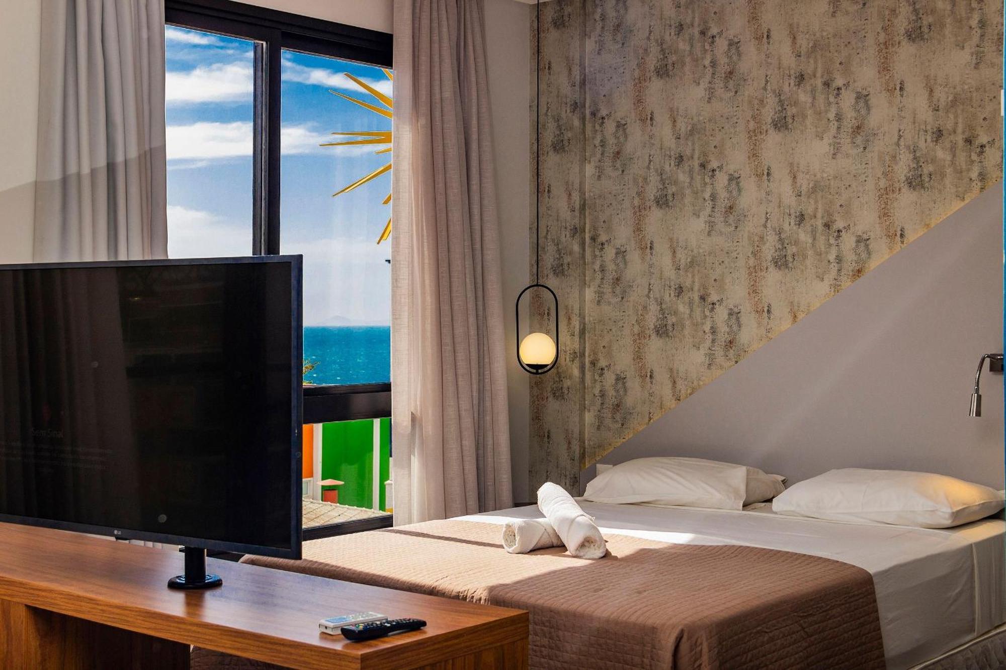 Aion Suites 303 - Lindo Apartamento Com Vista Para O Mar, A 60M Da Praia De Bombinhas, Com Piscina E Academia No Rooftop. Eksteriør bilde